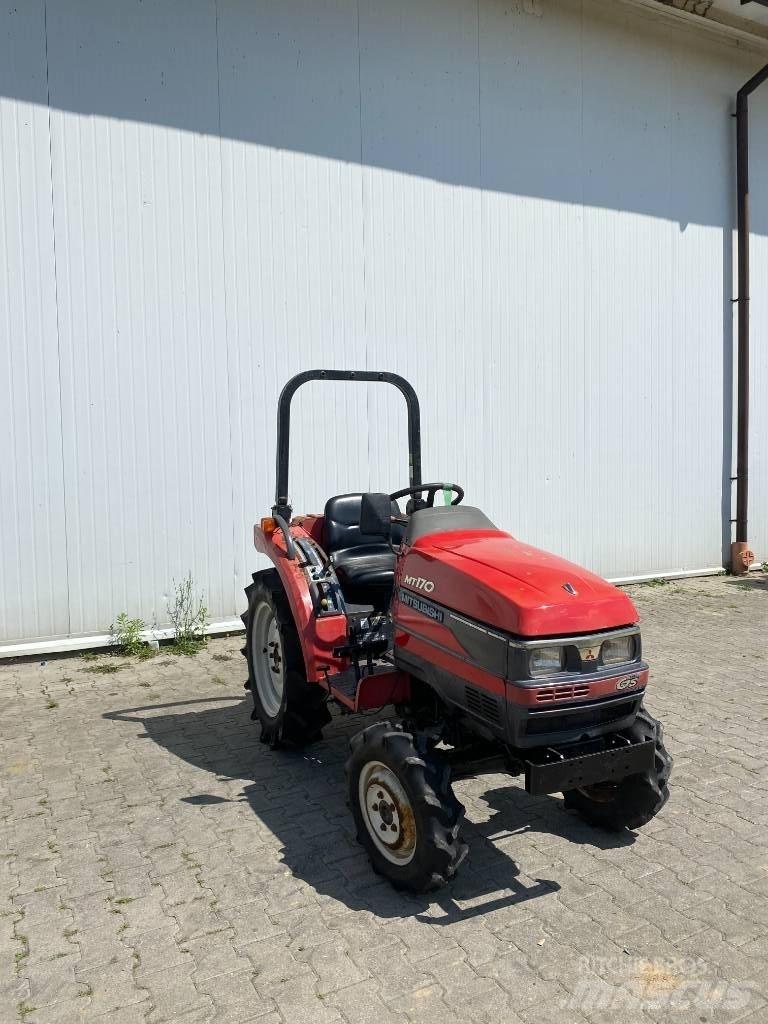 Mitsubishi MT170 小型拖拉机