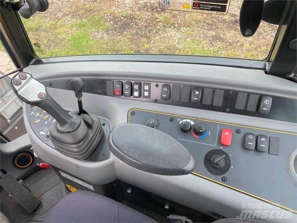 JCB 406 AGRI 轮式装载机
