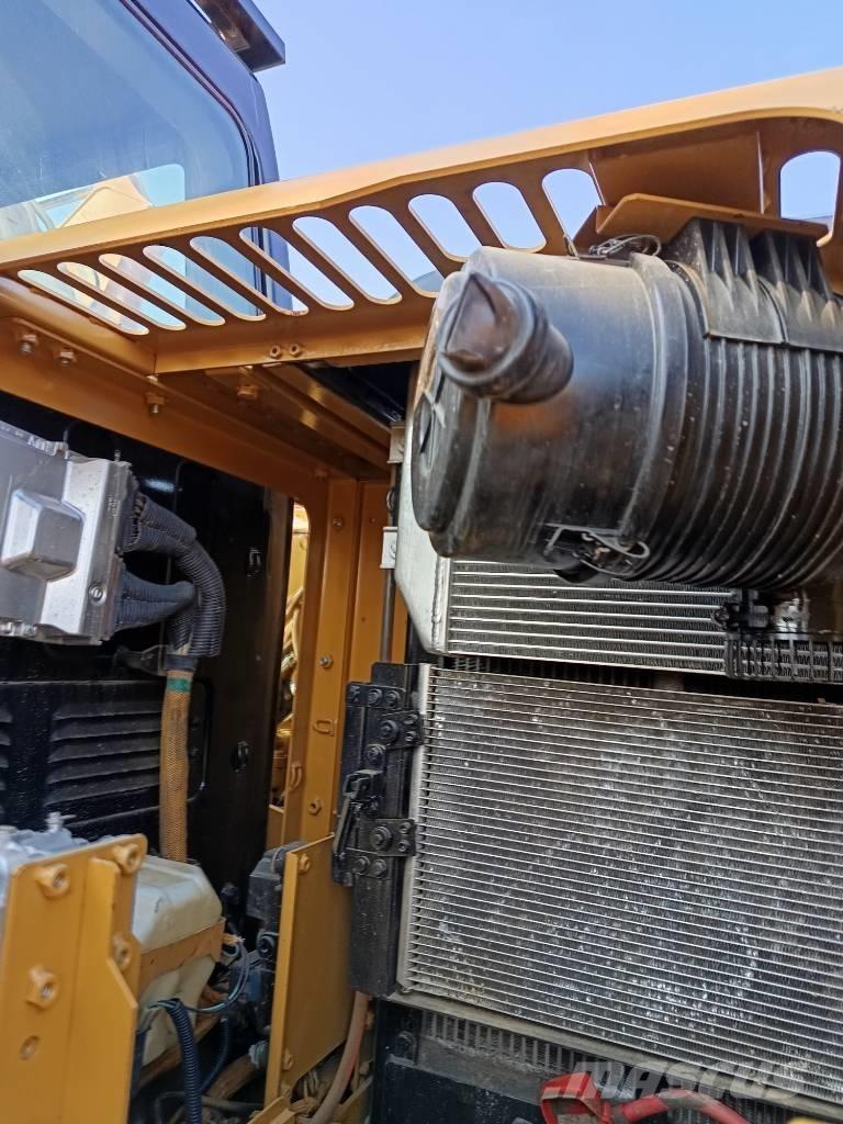 CAT 312 D2GC 履带挖掘机