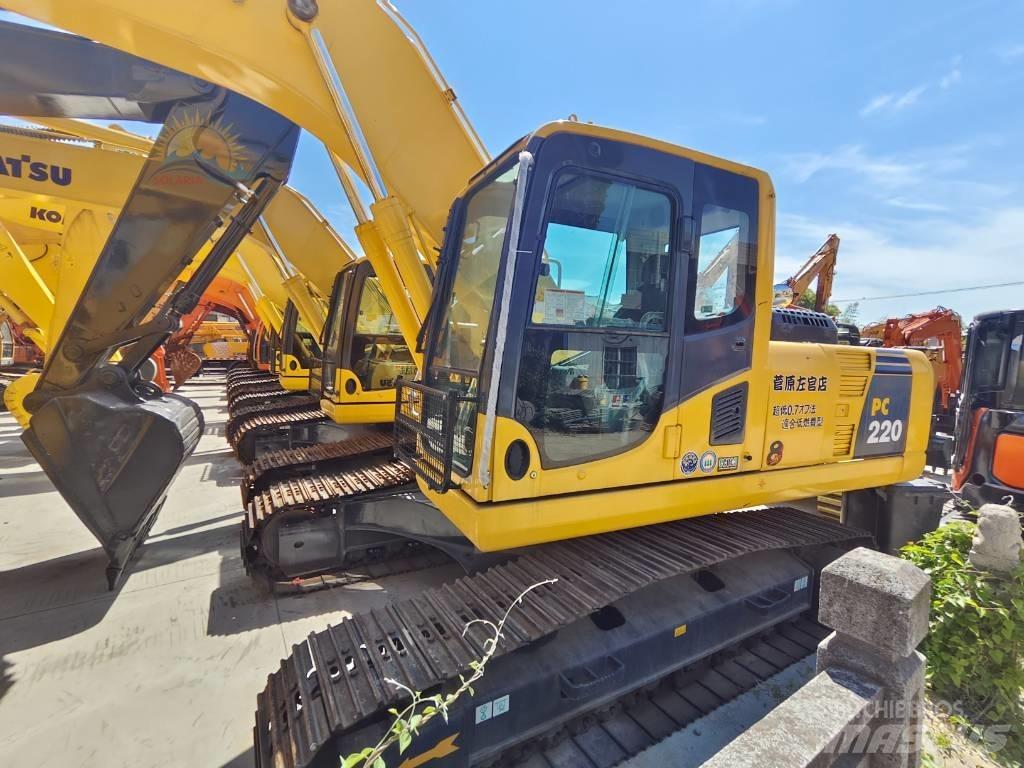 Komatsu PC 220-8 履带挖掘机
