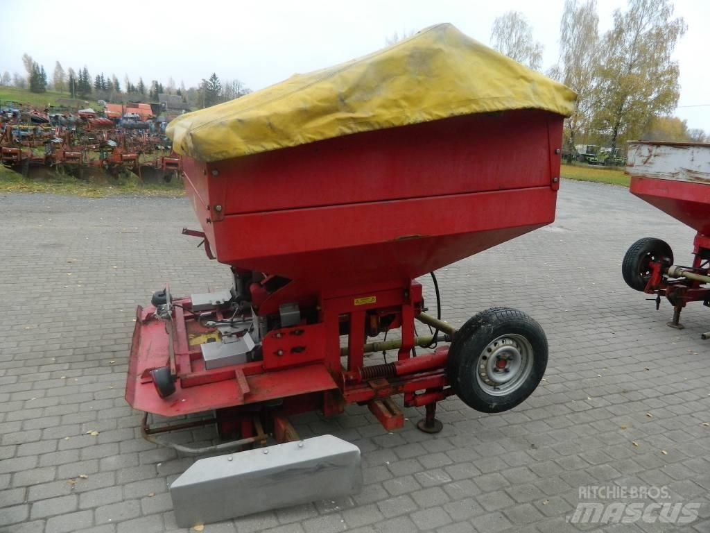 Bredal B 2 矿物肥料撒播机