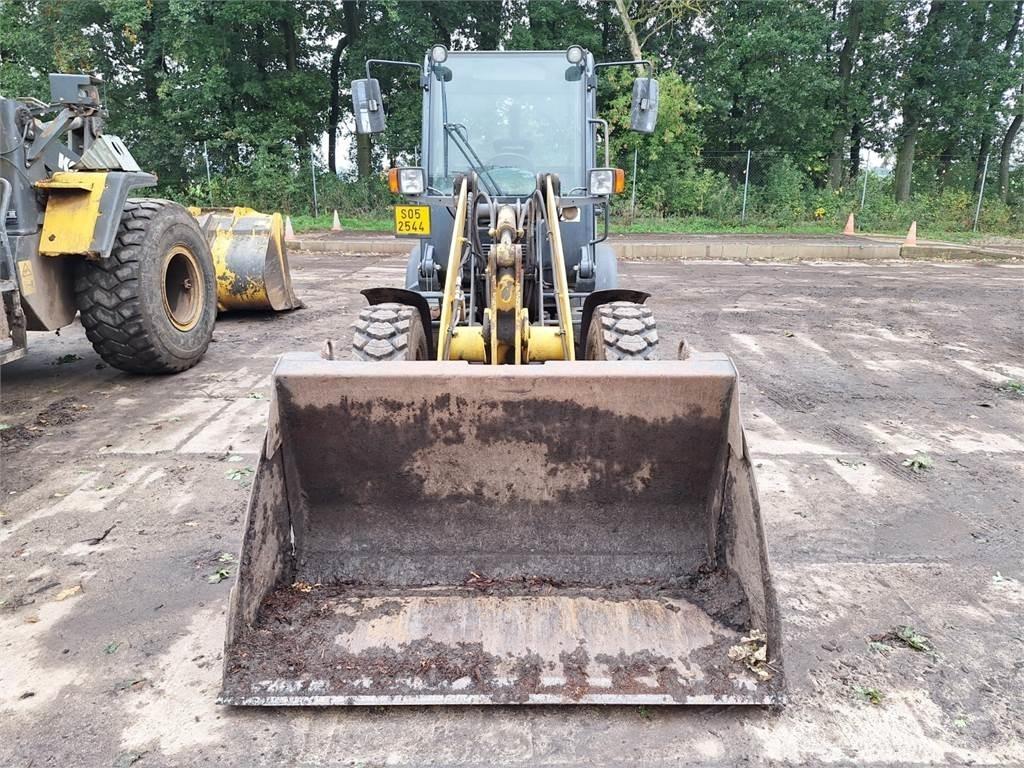 Komatsu WA 70 4X4 建筑机械-其他