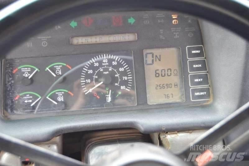 Bell B40D 铰接式自卸车