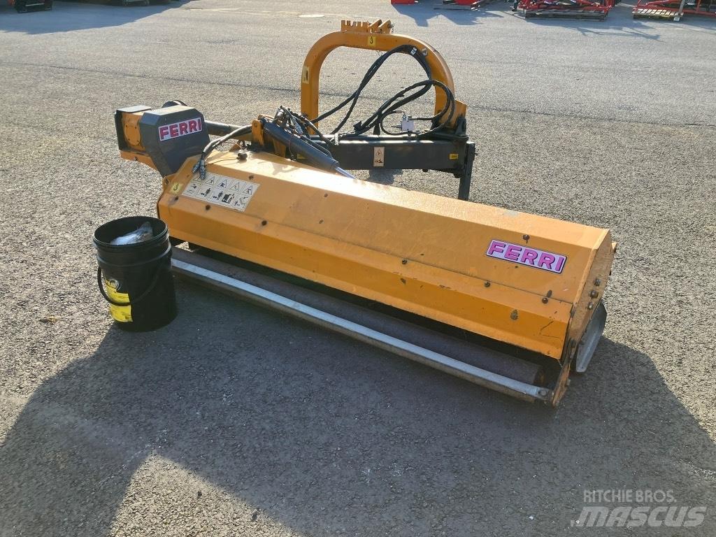 Ferri ZMTE 2000 牧场割草机和切顶器