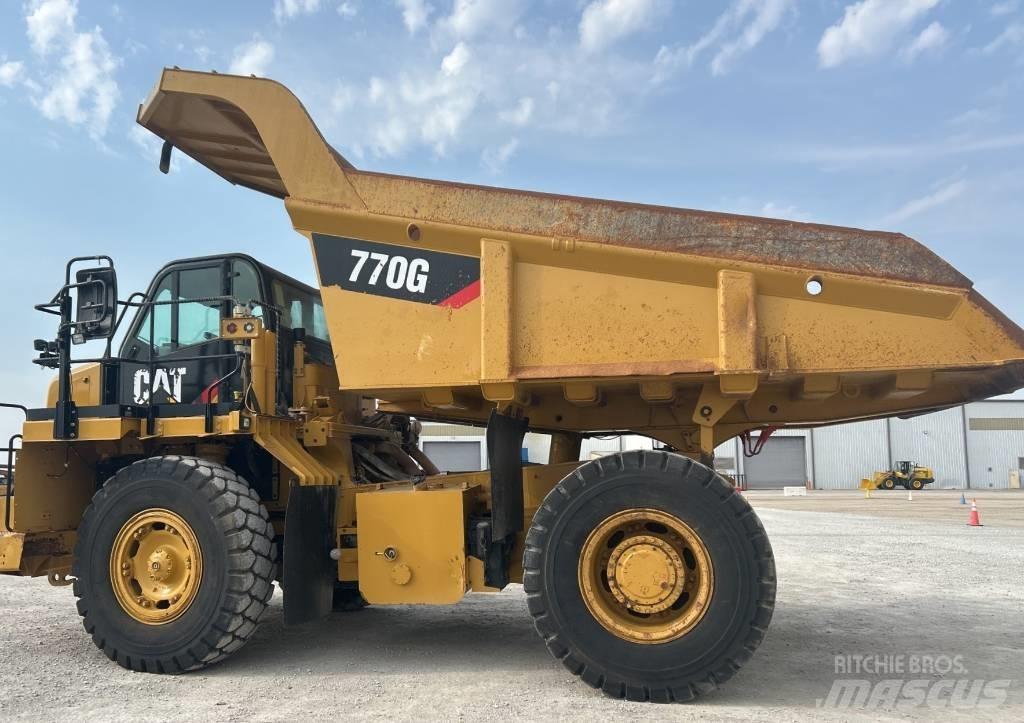 CAT 770 G 铰接式自卸车