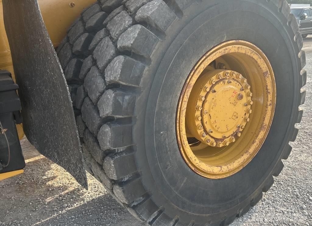 CAT 770 G 铰接式自卸车