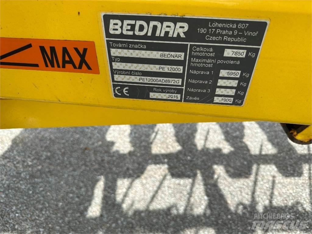 Bednar PE 1200 钉齿耙