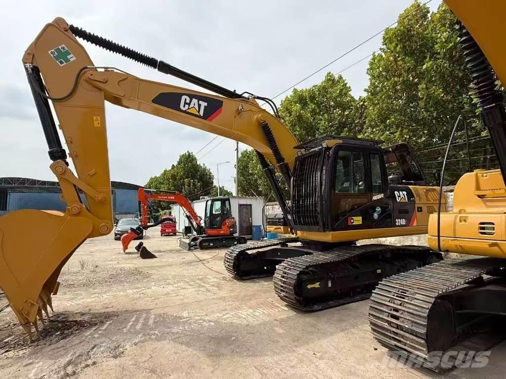 CAT 324 履带挖掘机