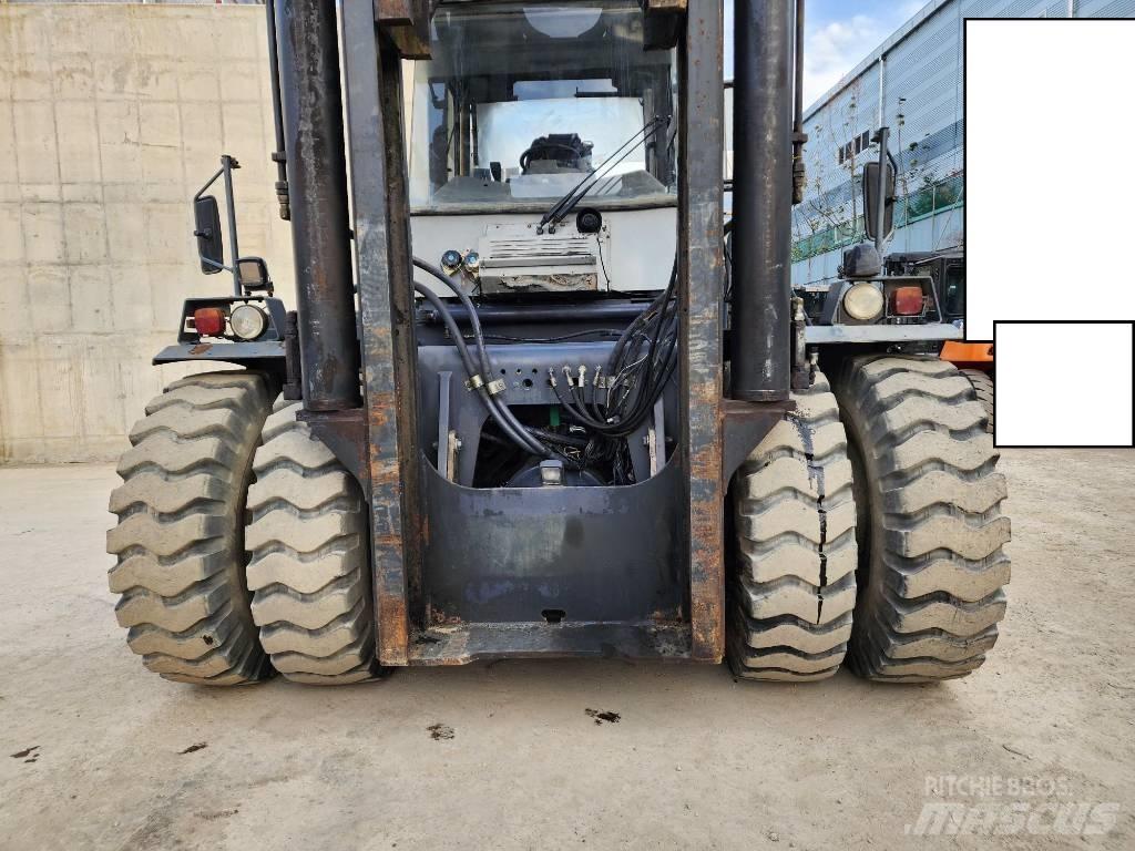Kalmar DCE 330-12 柴油叉车
