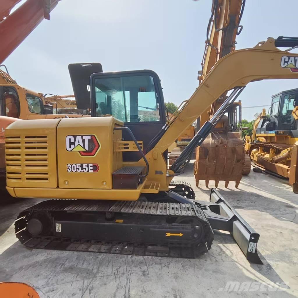 CAT 305.5 E 小型挖掘机