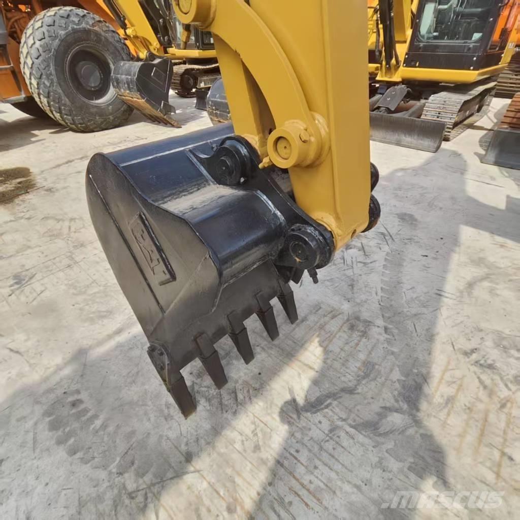 CAT 305.5 E 小型挖掘机