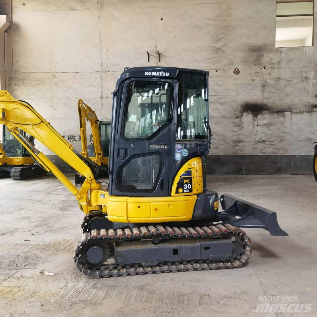 Komatsu PC30 履带挖掘机