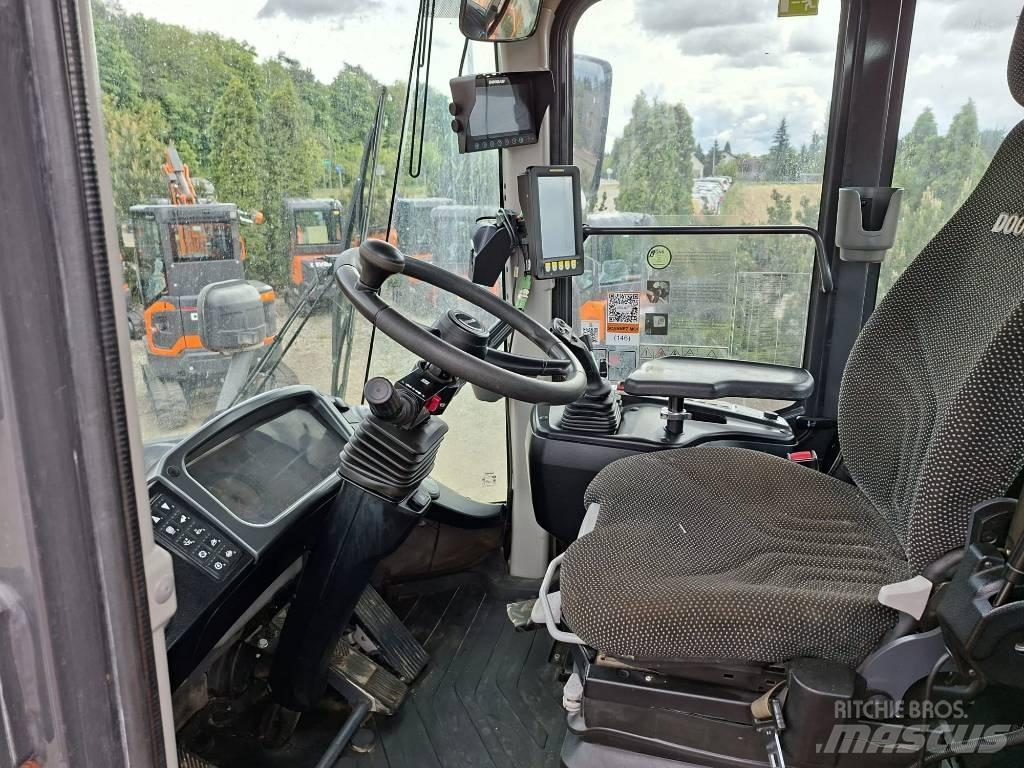 Doosan DL 420-5 轮式装载机