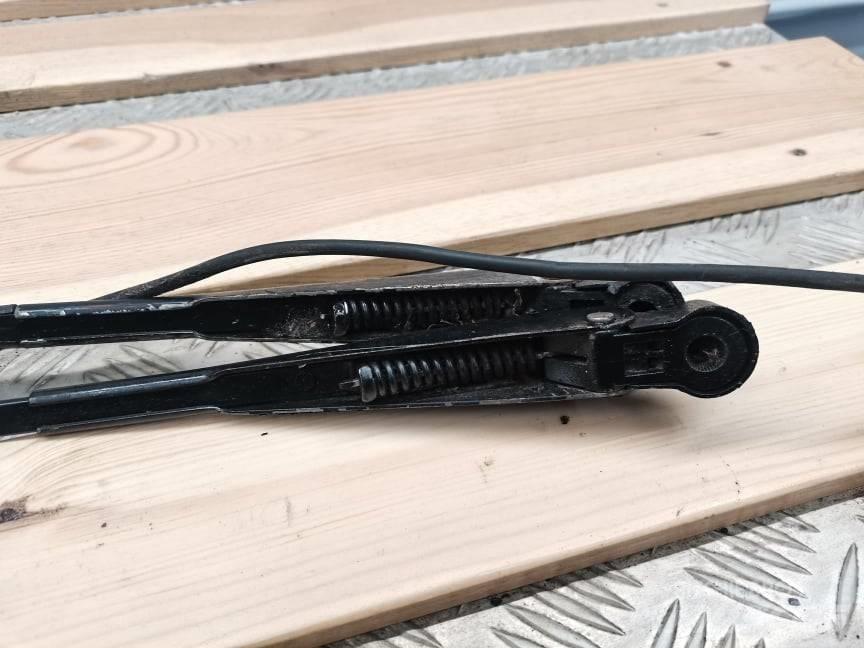 Manitou MLT .... wiper 驾驶室与内部