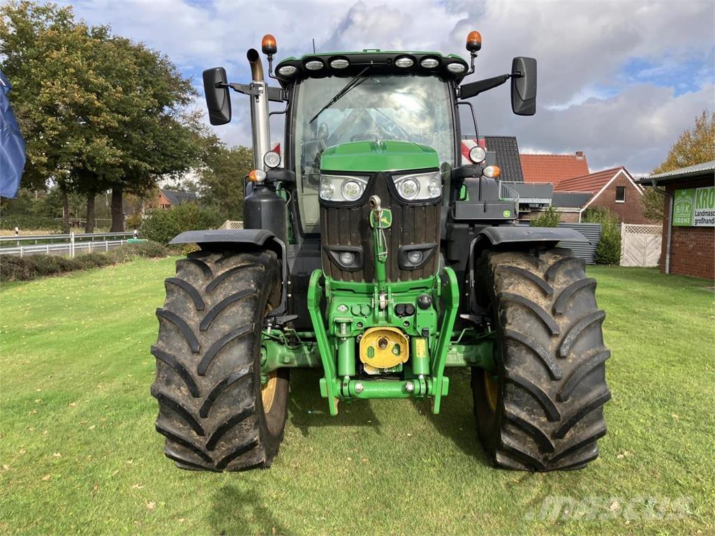 John Deere 6215R 拖拉机/农用车