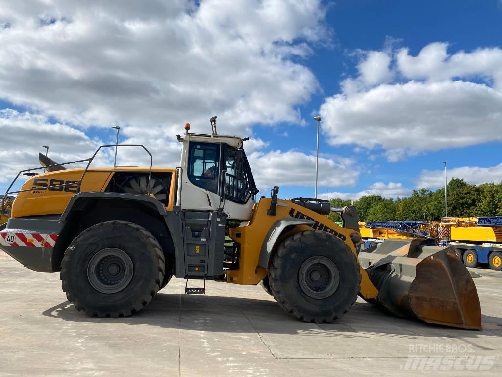 Liebherr L 586 轮式装载机