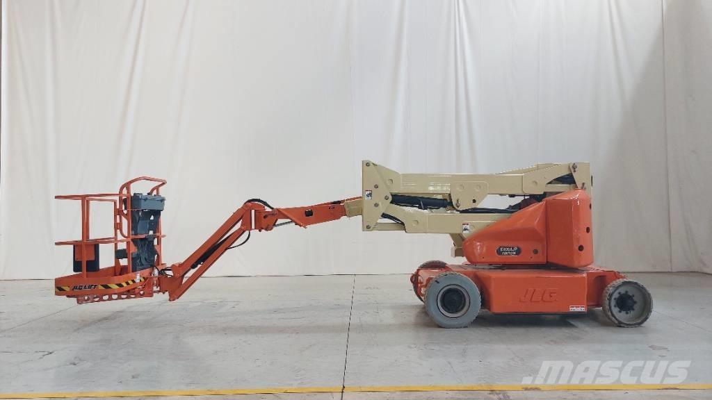 JLG E 400 AJPN 曲臂高空工作平台