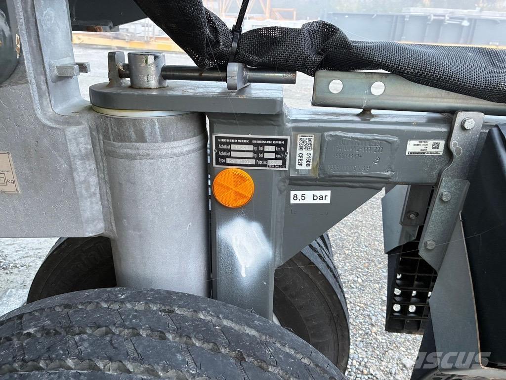 Liebherr L1-32 塔式起重机