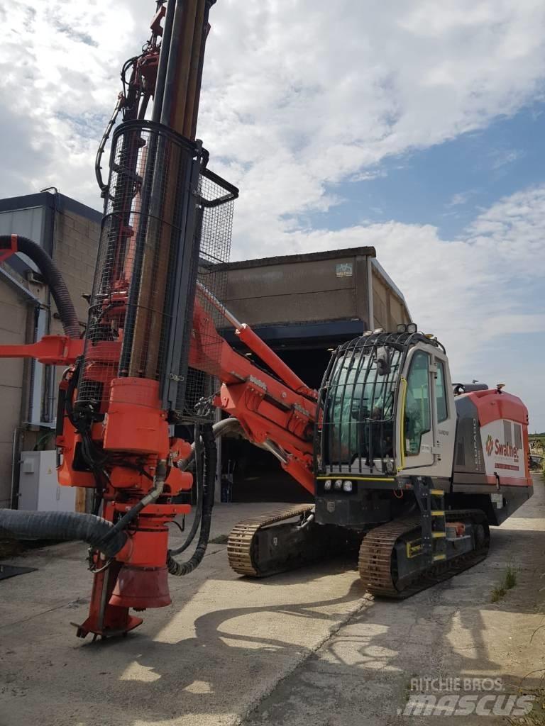 Sandvik DI 550 钻孔机