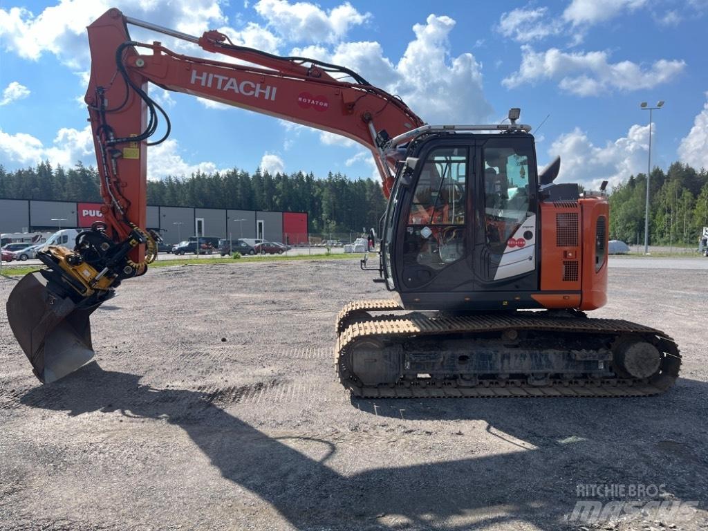 Hitachi ZX 135 US-6 履带挖掘机