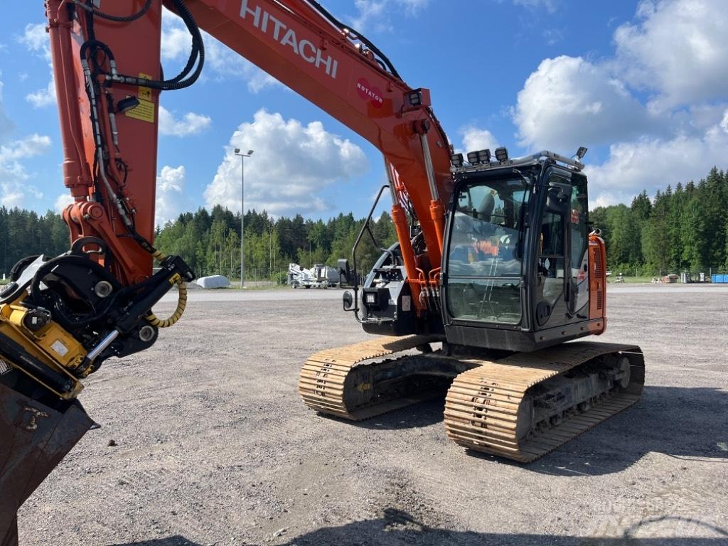 Hitachi ZX 135 US-6 履带挖掘机