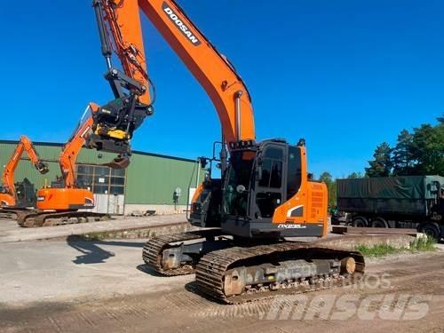 Doosan DX235LCR-5 履带挖掘机