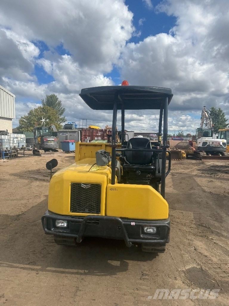 Yanmar C 30 R 履带式自卸车