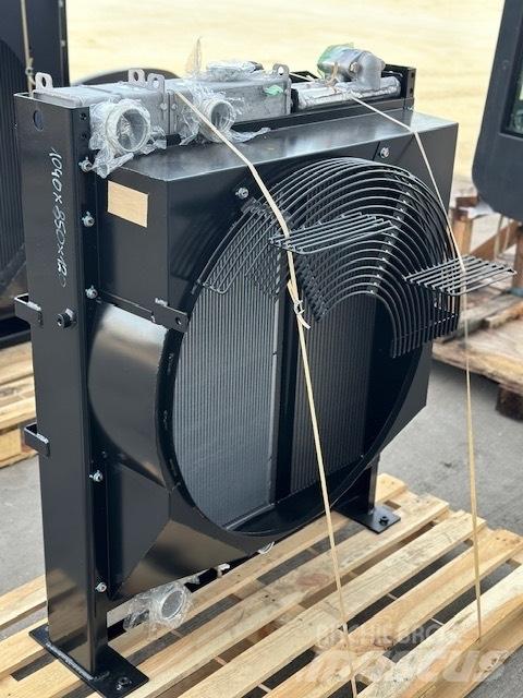 CNH CHŁODNICA NOWA 散热器