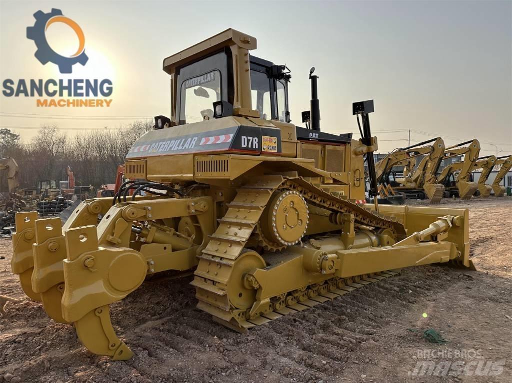 CAT D 7 R 履带式推土机