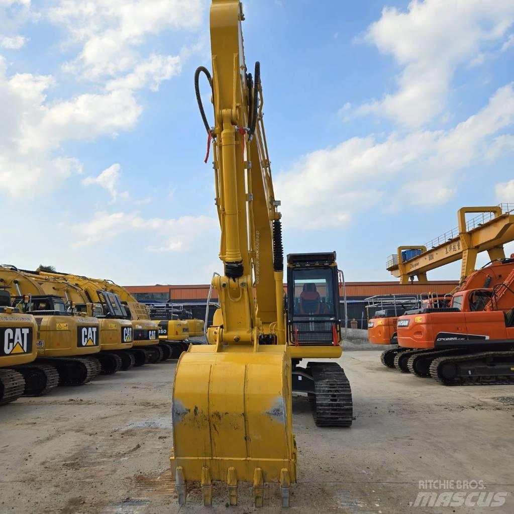 Komatsu PC 200-8 履带挖掘机