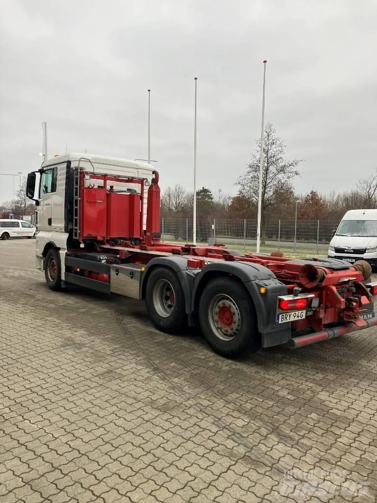 MAN TGX 26.500 6X2 工程吊钩车