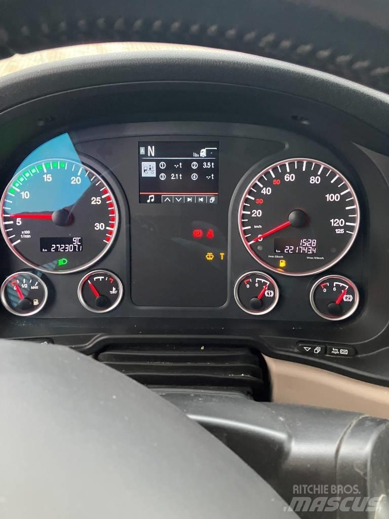MAN TGX 26.500 6X2 工程吊钩车