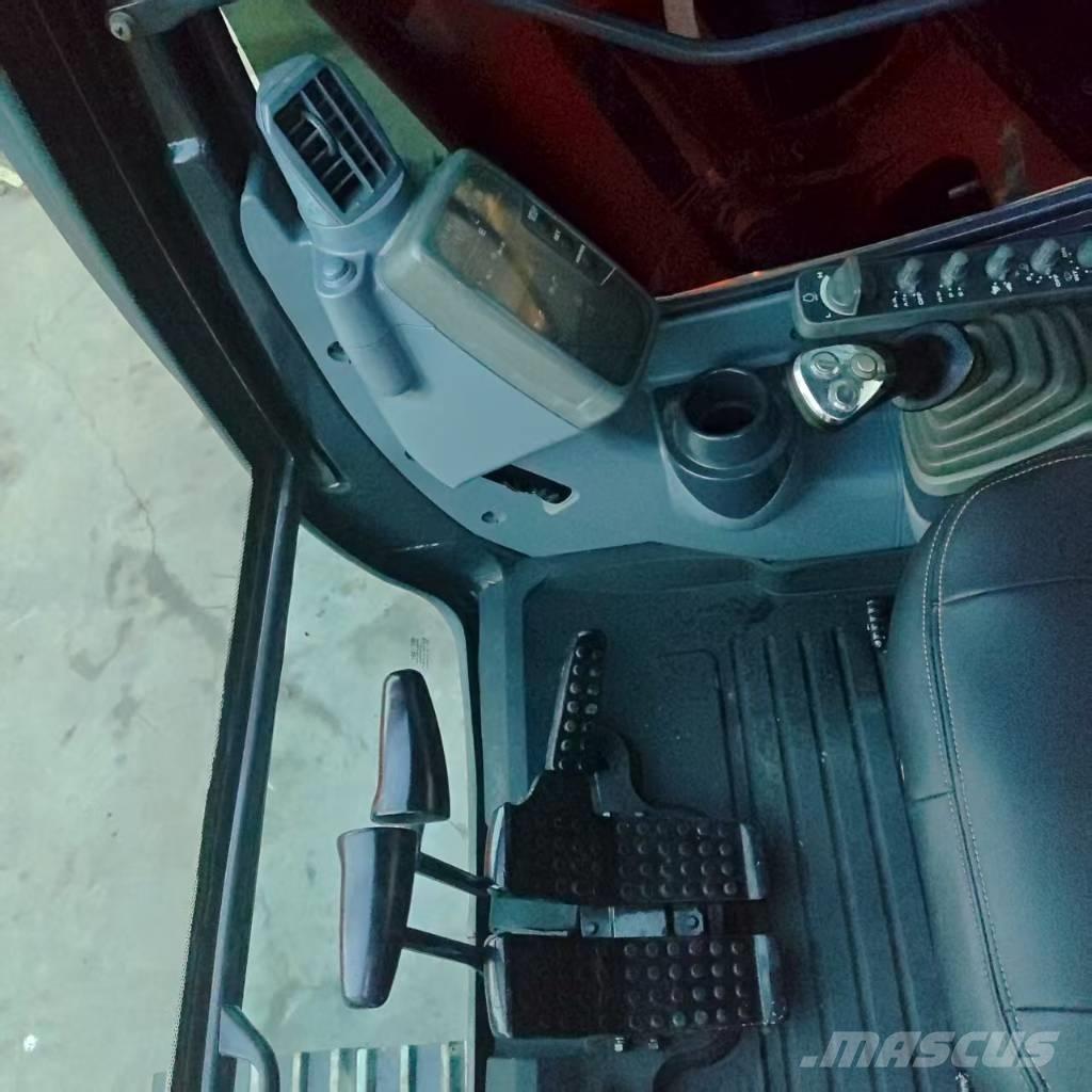 Hitachi ZX 120 履带挖掘机