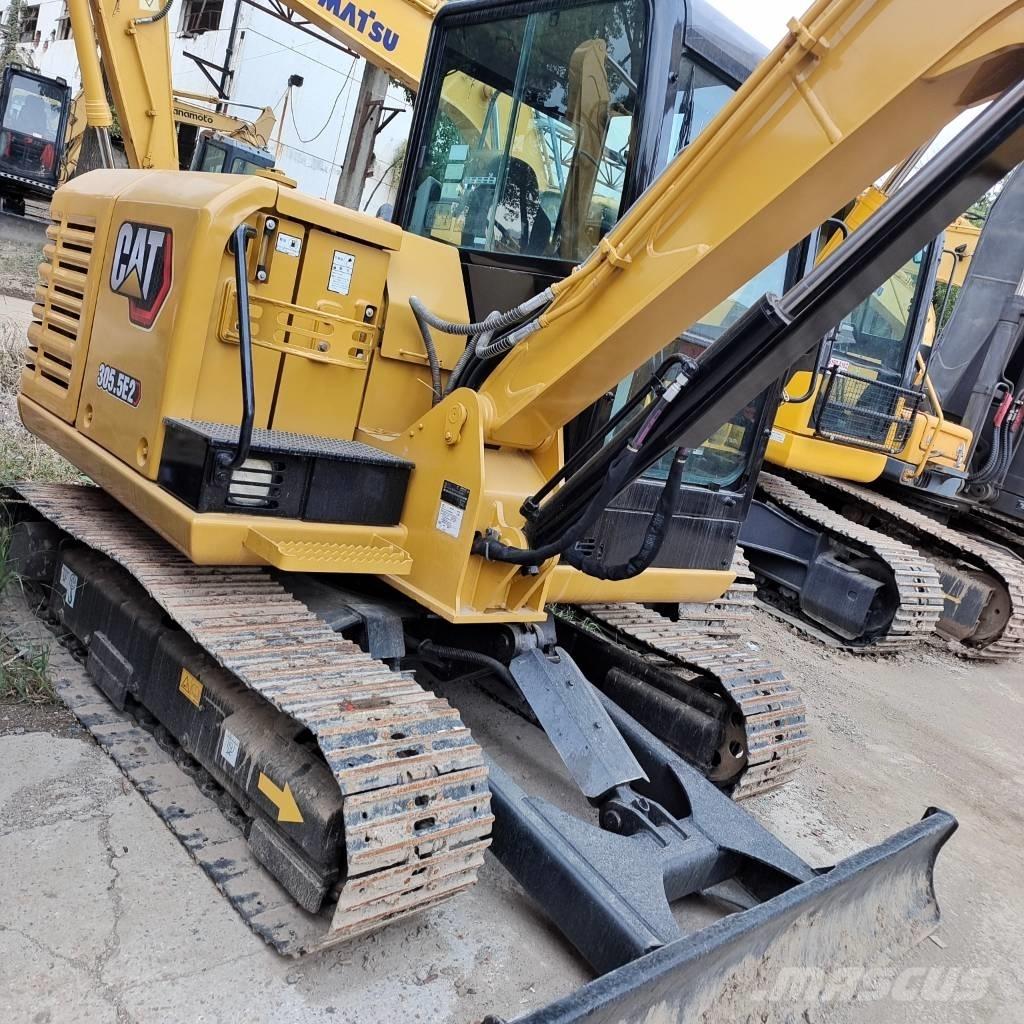 CAT 305.5 E2 小型挖掘机
