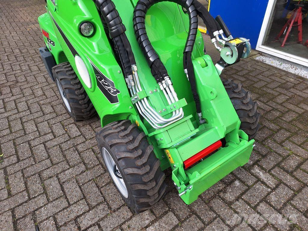 Avant 423 TDL 特种挖掘机