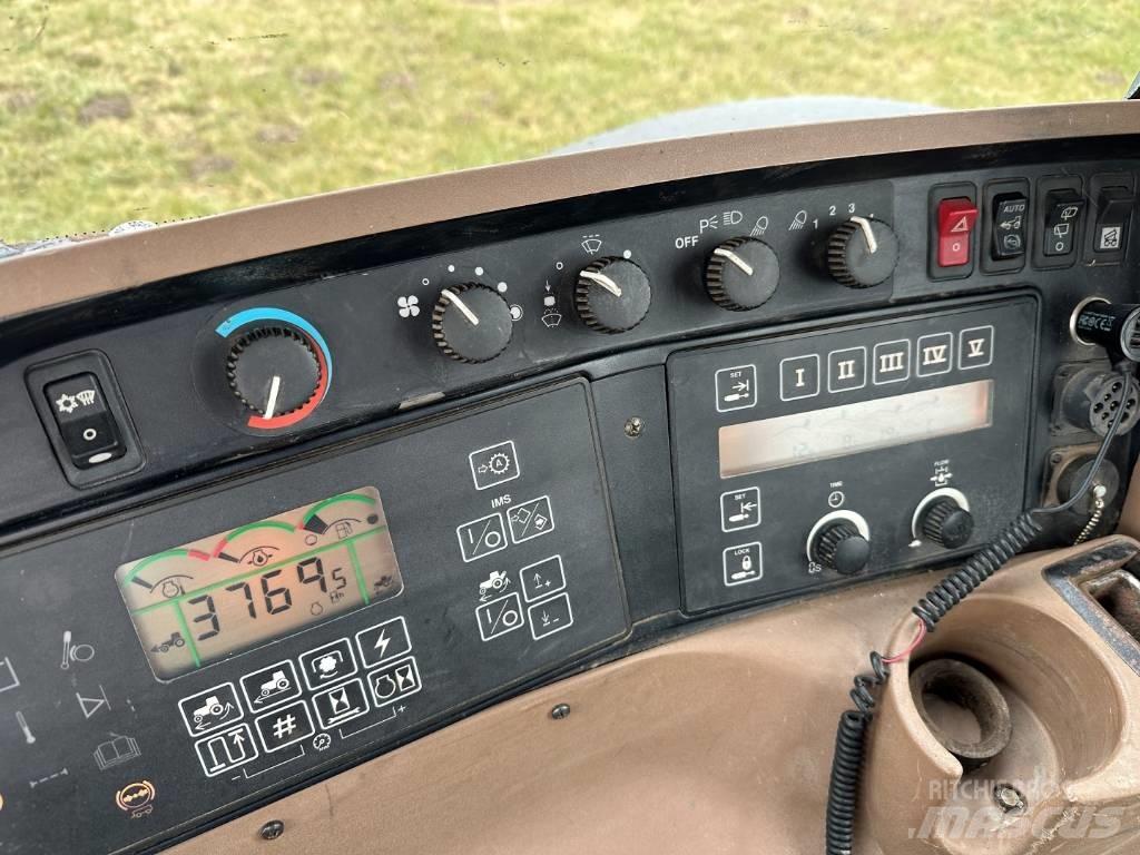 John Deere 8220 拖拉机/农用车