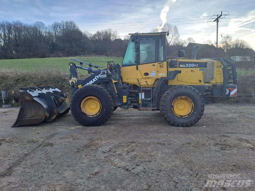 Komatsu WA 320 PZ-6 轮式装载机