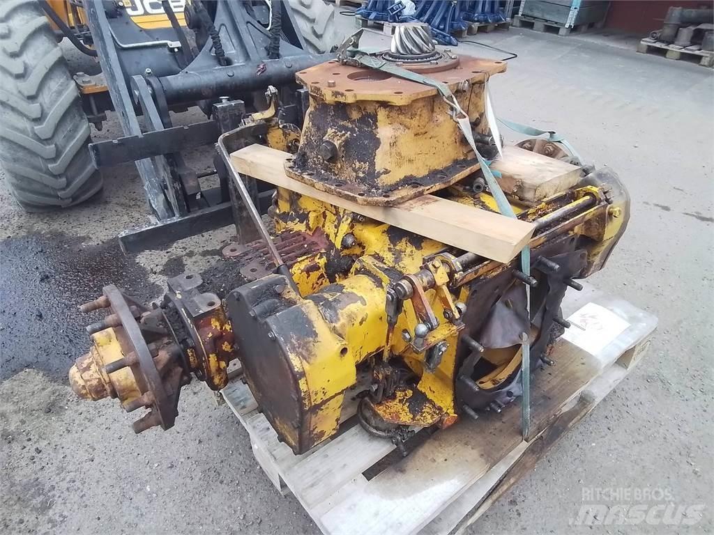 Volvo BM 868 传动装置