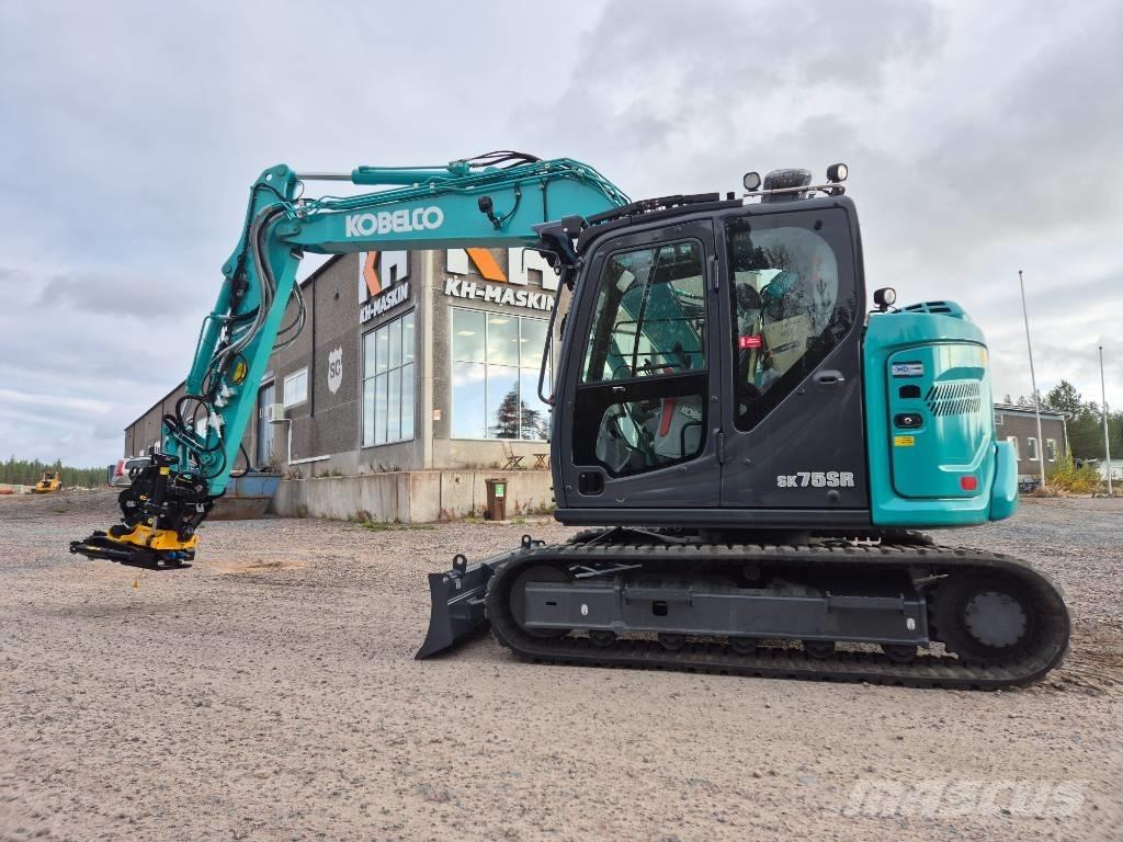 Kobelco SK75SR-7 中型挖掘机