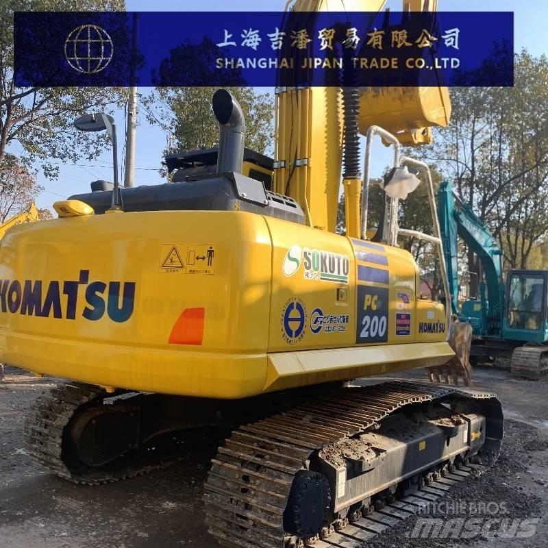 Komatsu PC 200 履带挖掘机