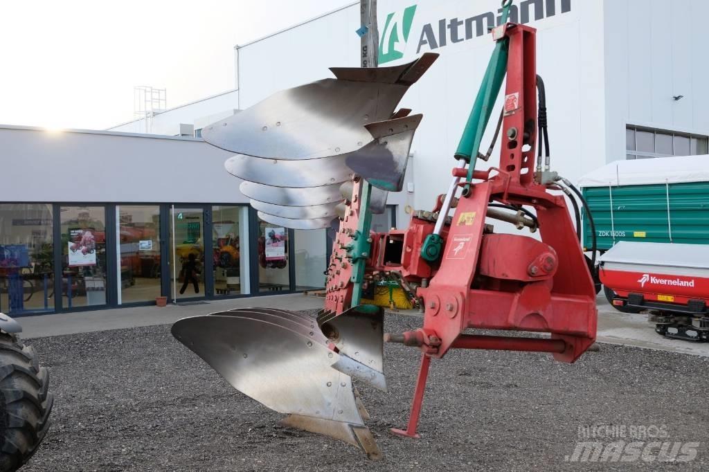 Kverneland LM100 双向犁