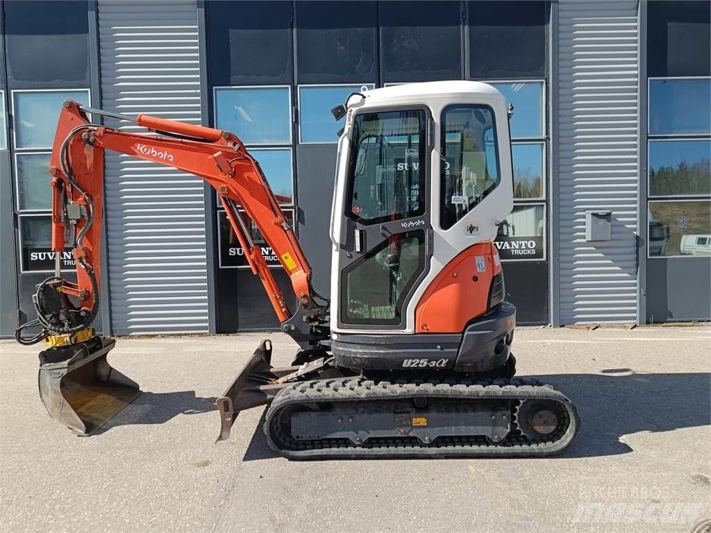 Kubota U25-3 小型挖掘机