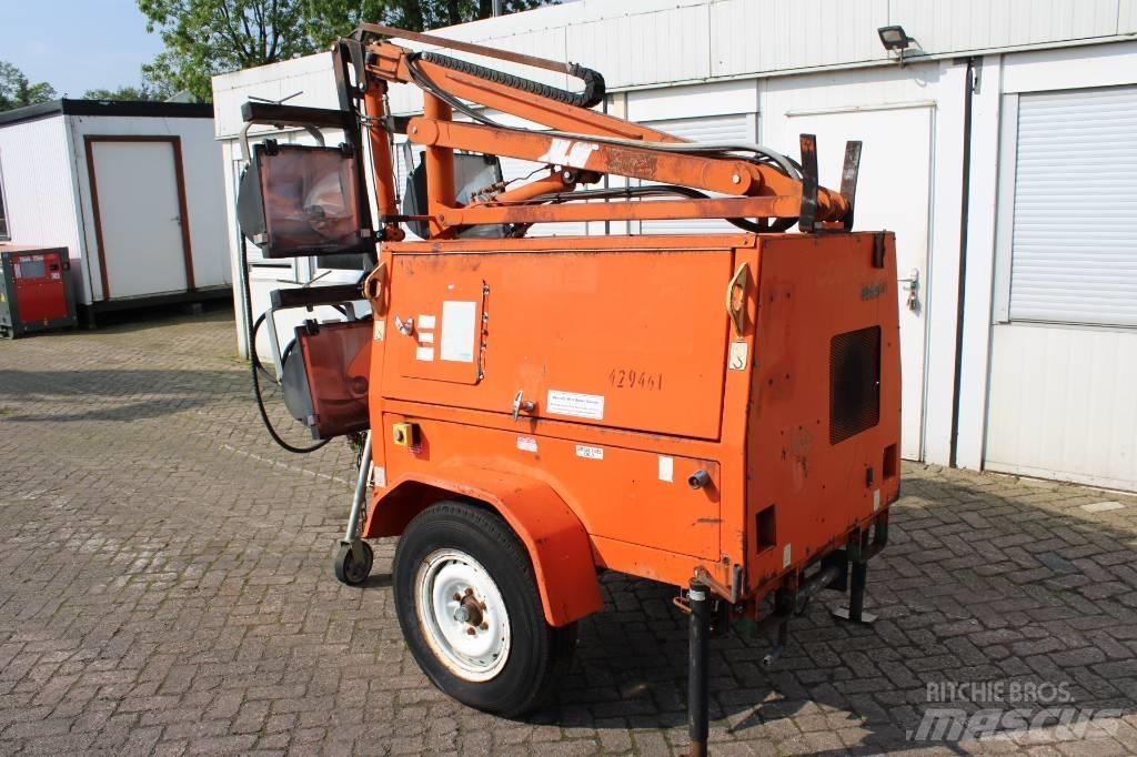 JLG 6308 AN 拖车式灯塔