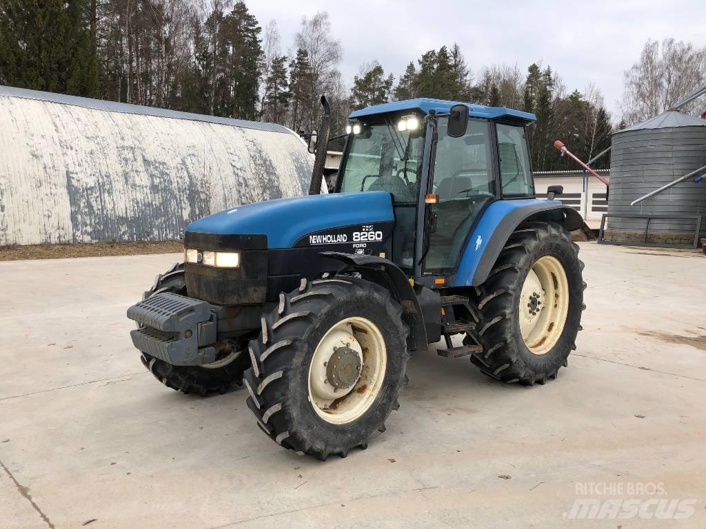 New Holland 8260 拖拉机/农用车