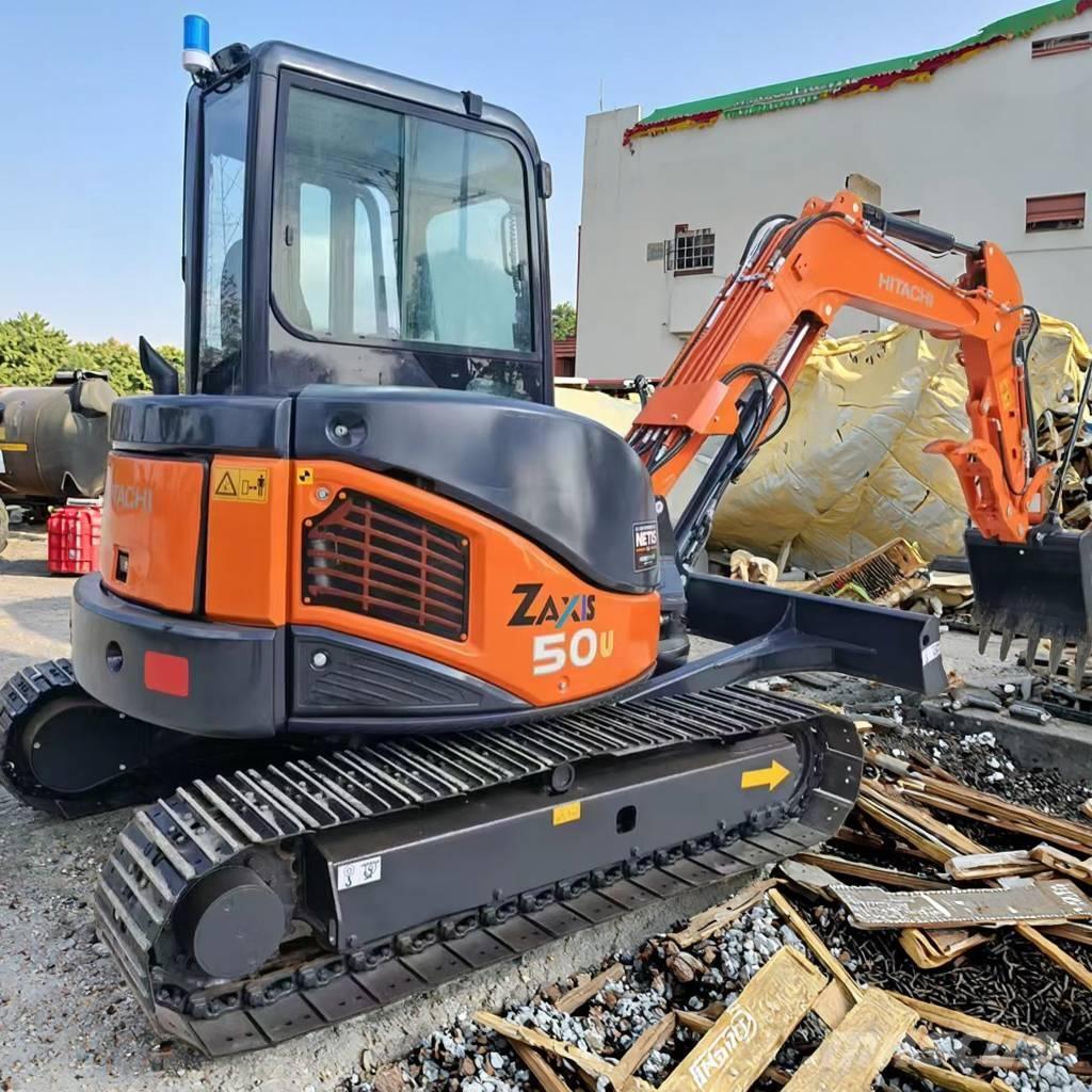 Hitachi ZX 50 U 小型挖掘机