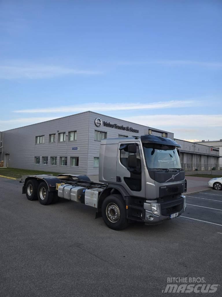 Volvo FE 320 平板车