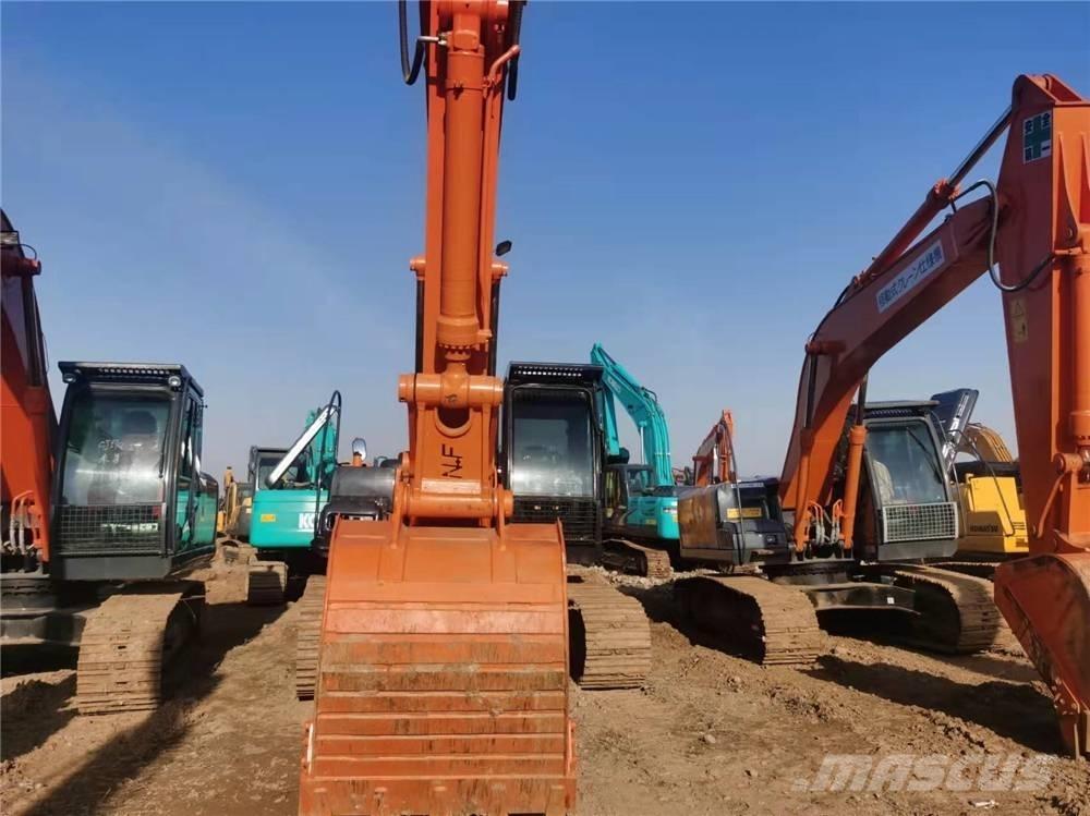 Hitachi ZX210 履带挖掘机