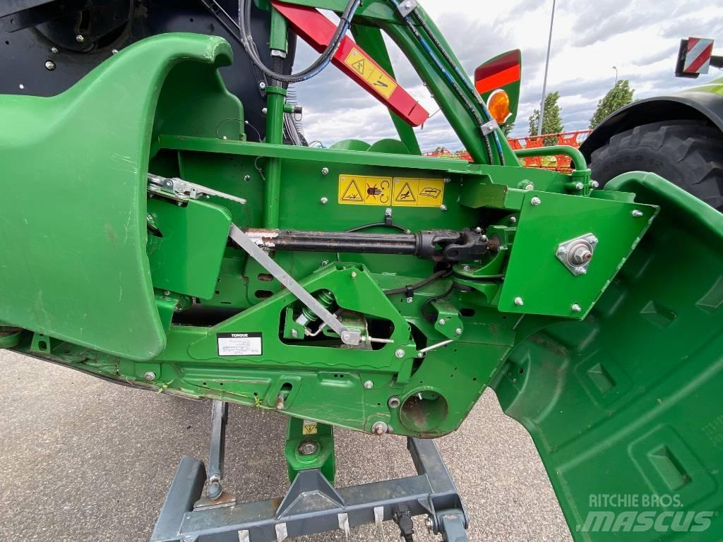 John Deere T 670 i 联合收割机