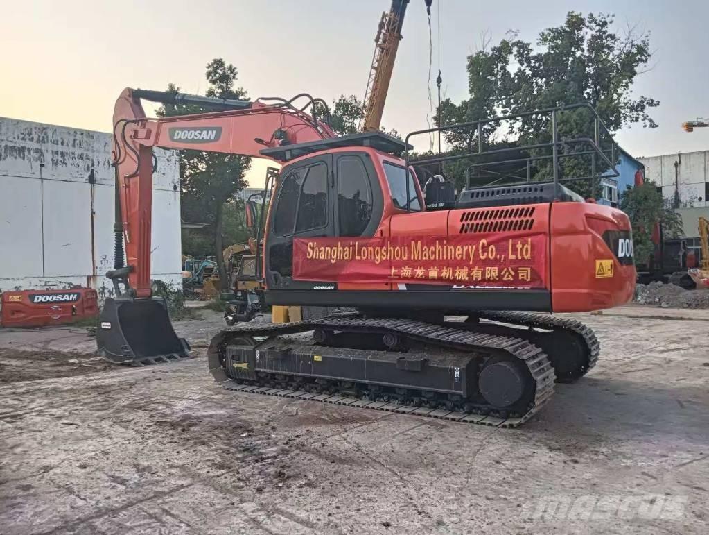 Doosan DX 225 LC-9C 履带挖掘机