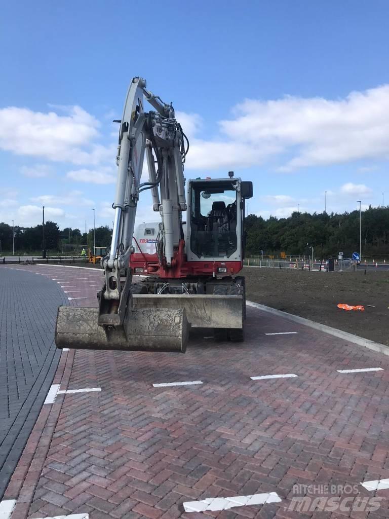 Takeuchi TB295W 轮式挖掘机